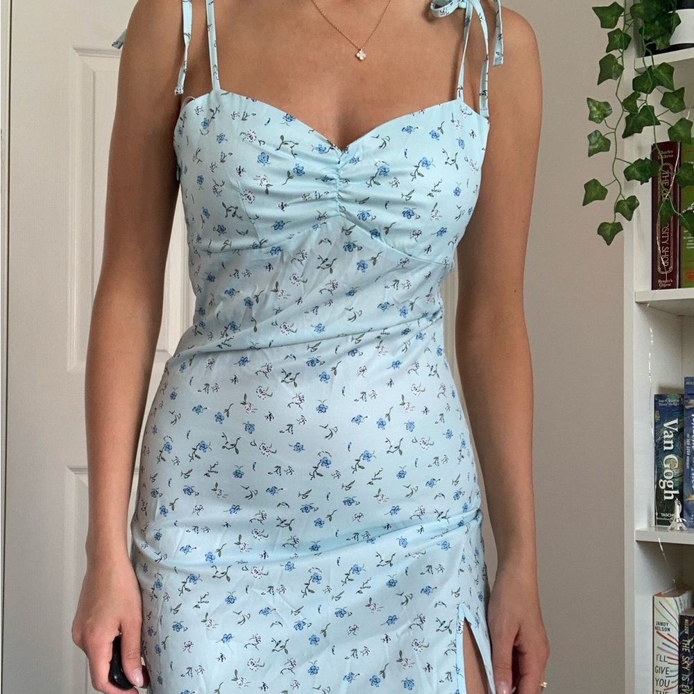 Floral blue mini dress